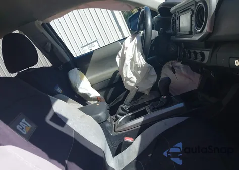 2019 Toyota Tacoma 4Wd Sr5 z USA, uszkodzony, nr VIN 5TFCZ5AN3KX202187